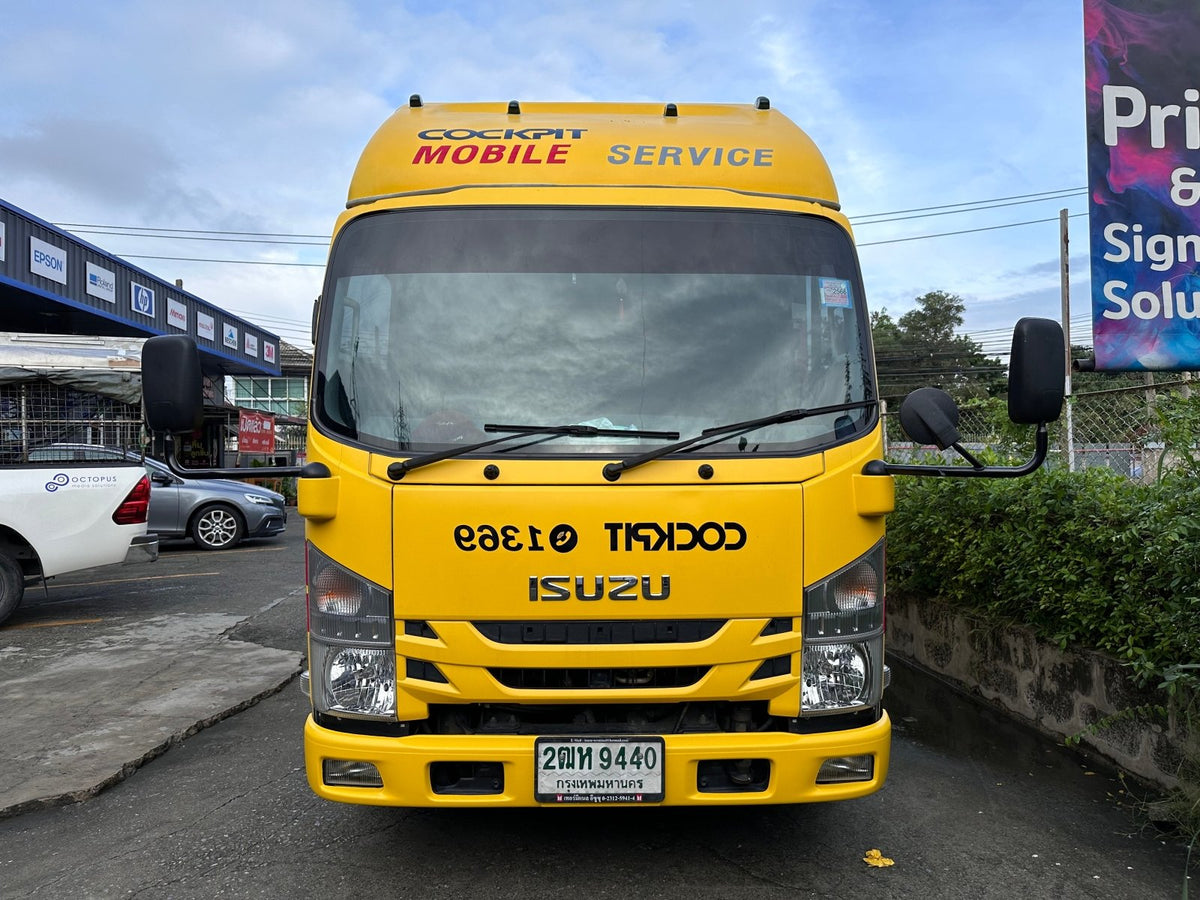 สติ๊กเกอร์ติดรถสี่ล้อใหญ่ Truck Wrap Sticker พิมพ์คมชัด วัสดุทนทาน เหมาะสำหรับโฆษณา โปรโมชัน และตกแต่งรถเพื่อเพิ่มเอกลักษณ์