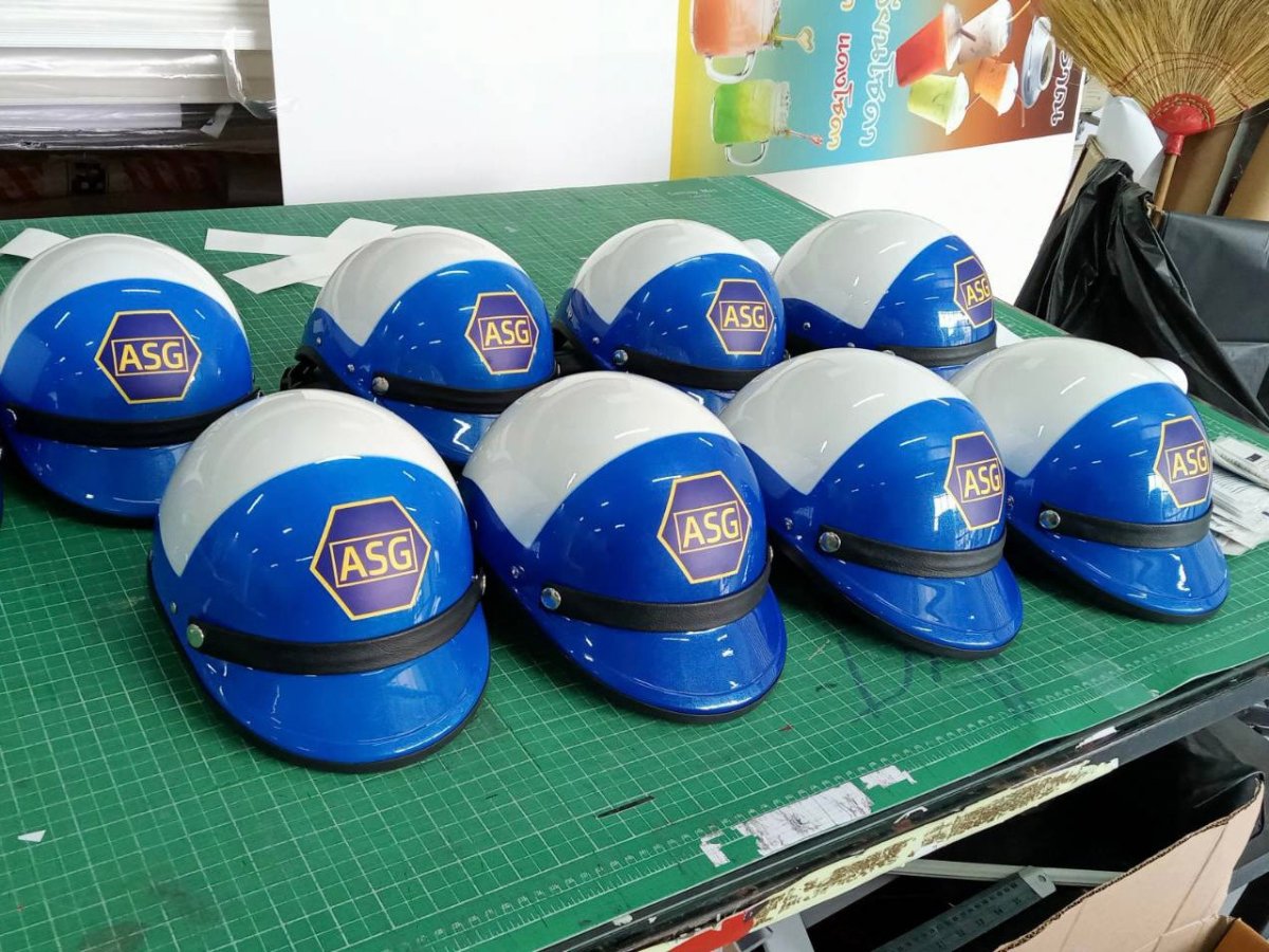 สติ๊กเกอร์ติดเฟอร์นิเจอร์ Sticker Wrap ตู้อุปกรณ์ - Octopus Media Solutions