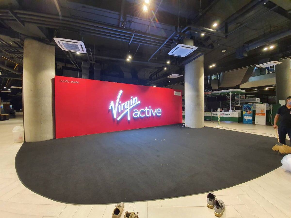 จัดบูธ ตกแต่งดิสเพลย์ร้าน ออกแบบครบวงจร เหมาะสำหรับงานอีเวนต์ งานแสดงสินค้า และโปรโมชัน