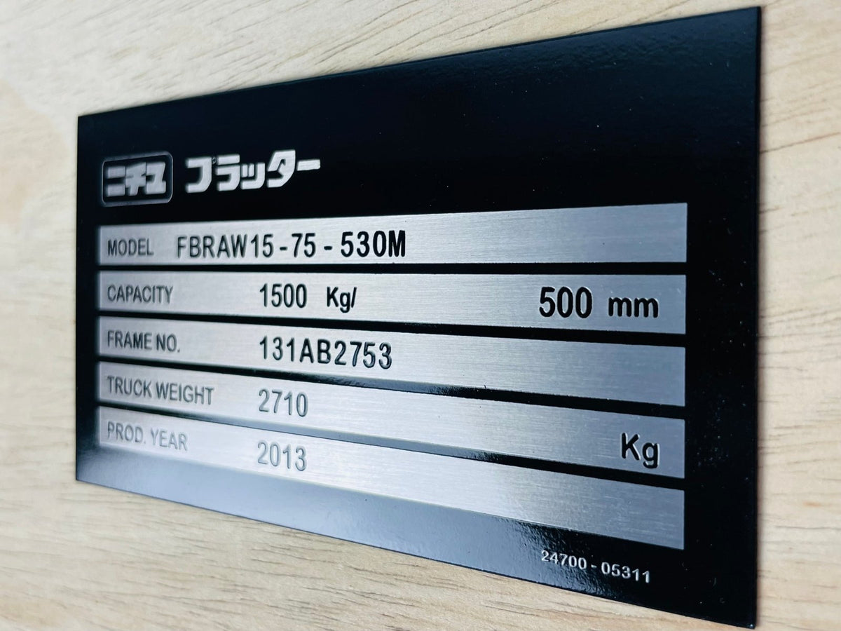 ป้ายเนมเพลท เนมแทก และป้ายกัดกรดเซาะร่อง ตัวอักษรคมชัด ทนทาน เหมาะสำหรับป้ายชื่อบริษัท เครื่องจักร และงานอุตสาหกรรม