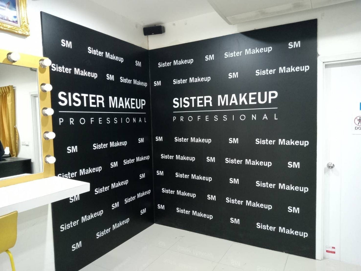 แบคดรอปพลาสวูด ติดผนัง กันน้ำ กันชื้น แข็งแรง เหมาะสำหรับงานอีเวนต์และบูธแสดงสินค้า