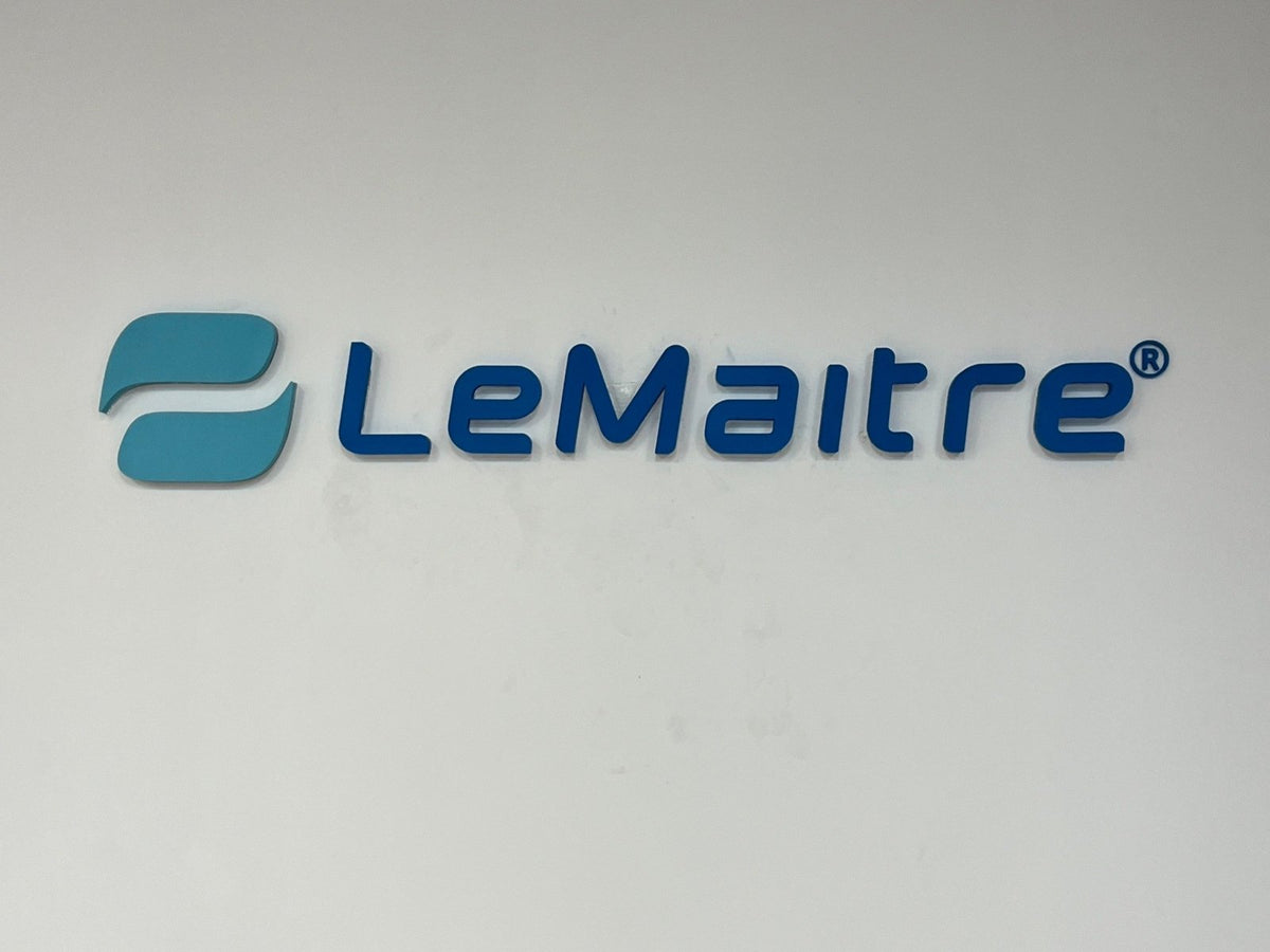 ป้ายบริษัท ติดผนัง - ป้าย ป้ายบริษัท ป้ายสแตนเลส Signage