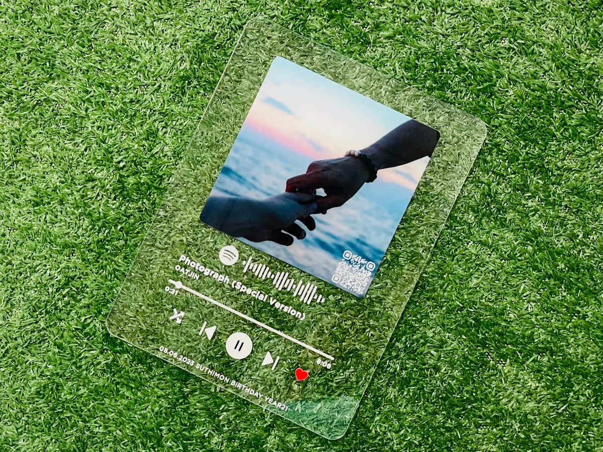 ป้ายอะคริลิคใส และพิมพ์อะคริลิคใส โปร่งใส พิมพ์คมชัด ดีไซน์หรูหรา เหมาะสำหรับป้ายบริษัท ร้านค้า และงานตกแต่งอาคาร