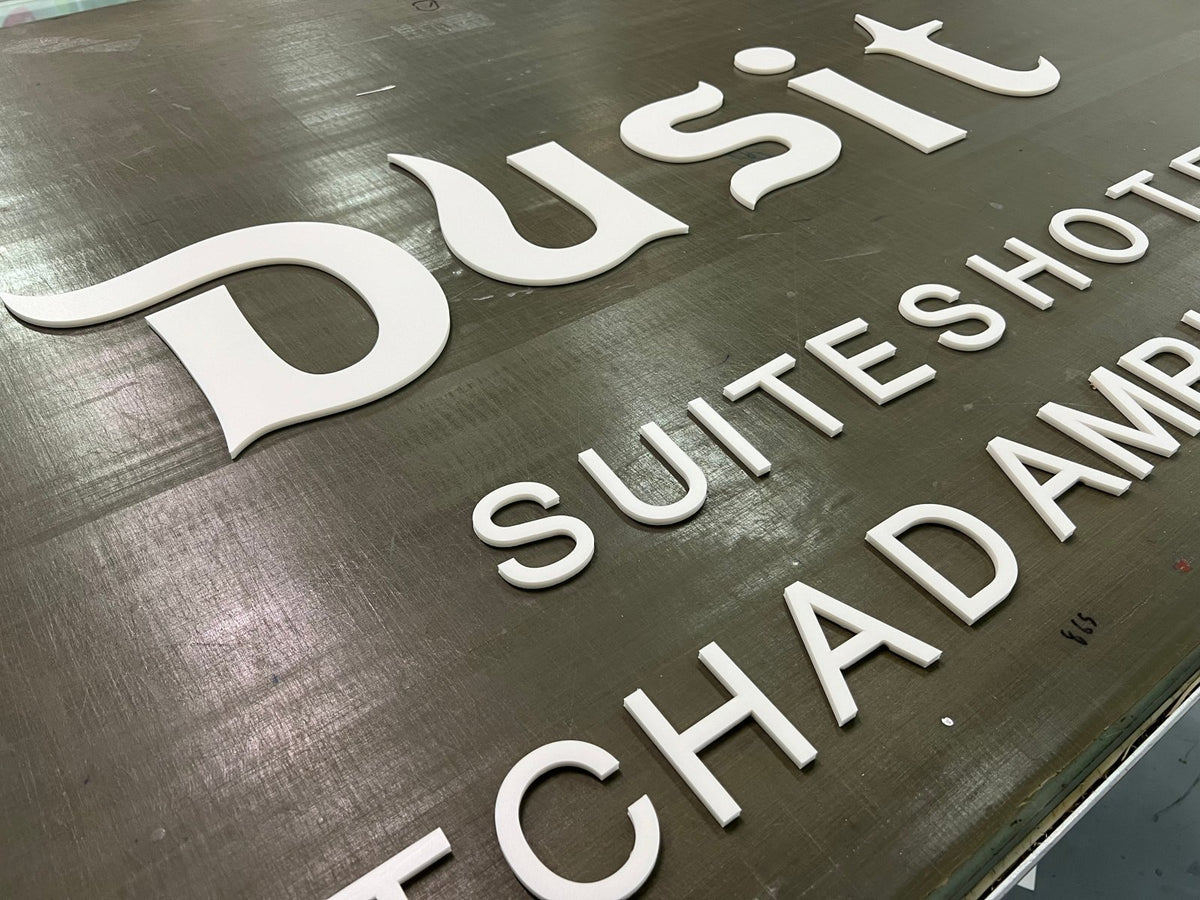 อักษรโฟมบอร์ดไดคัท น้ำหนักเบา พิมพ์คมชัด เหมาะสำหรับงานตกแต่ง งานอีเวนต์ และป้ายโปรโมชัน