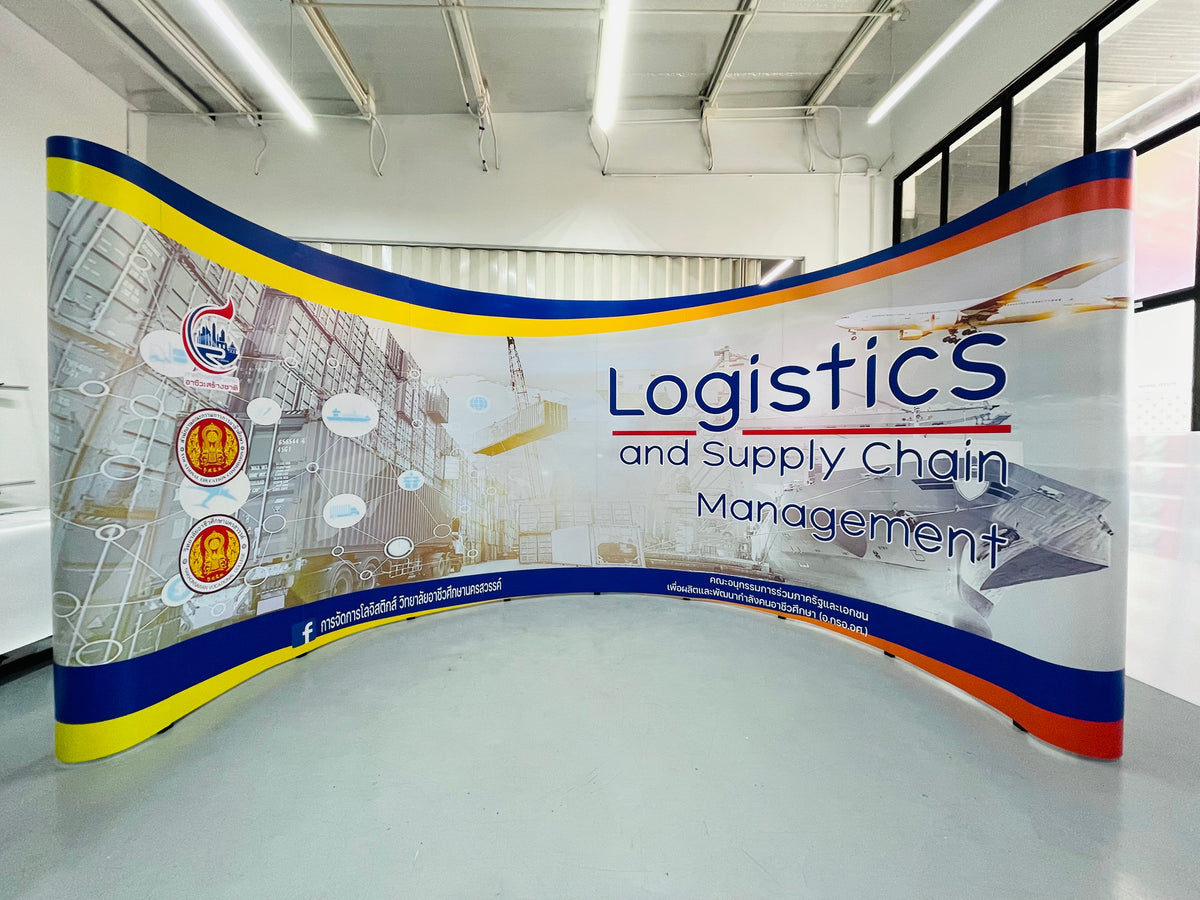 Backdrop แบคดรอปสำเร็จรูป พิมพ์คมชัด ติดตั้งง่าย เหมาะสำหรับงานอีเวนต์ นิทรรศการ และงานโปรโมชัน