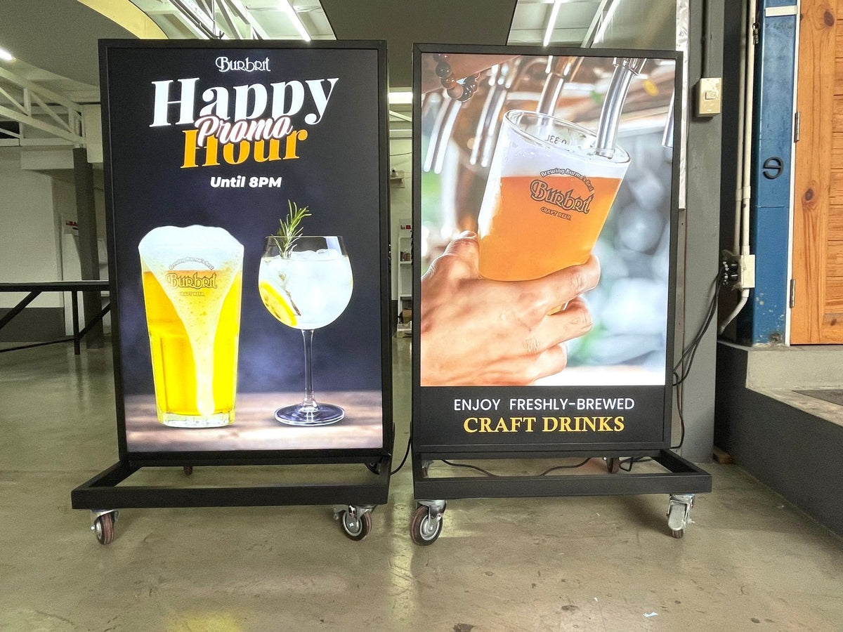 ป้ายไฟล้อเลื่อน และป้ายไฟมีล้อ เคลื่อนย้ายสะดวก สว่างคมชัด เหมาะสำหรับหน้าร้าน งานอีเวนต์ และป้ายโฆษณาโปรโมชัน