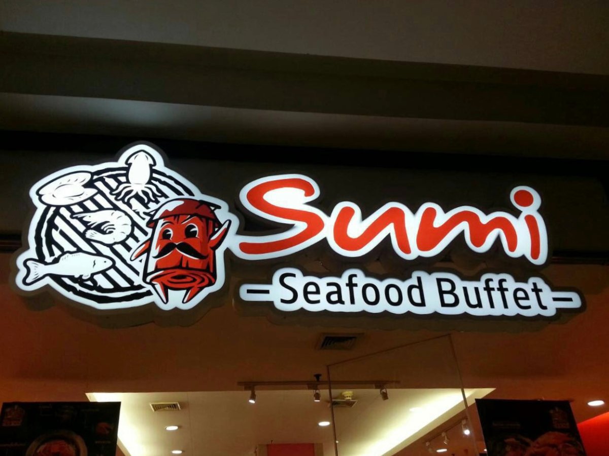 ตัวอักษรไฟ LED ป้ายไฟ และป้ายไฟโลโก้ สว่างคมชัด ดีไซน์หรูหรา เหมาะสำหรับป้ายร้านค้า บริษัท และงานตกแต่งอาคาร