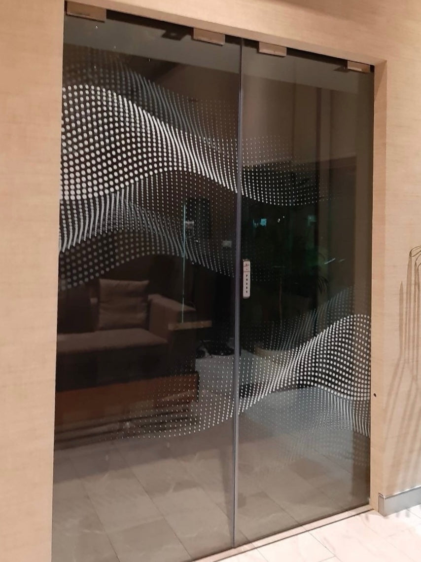 สติ๊กเกอร์ไล่เฉด Gradient Grain Pattern พิมพ์คมชัด เหมาะสำหรับตกแต่งผนัง กระจก และงานดีไซน์