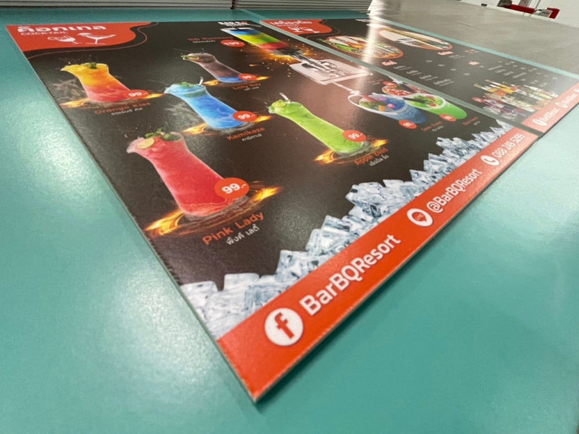 แผ่นเมนู พลาสติก HIP พลาสวูด แข็งแรง กันน้ำ พิมพ์คมชัด เหมาะสำหรับร้านอาหารและคาเฟ่