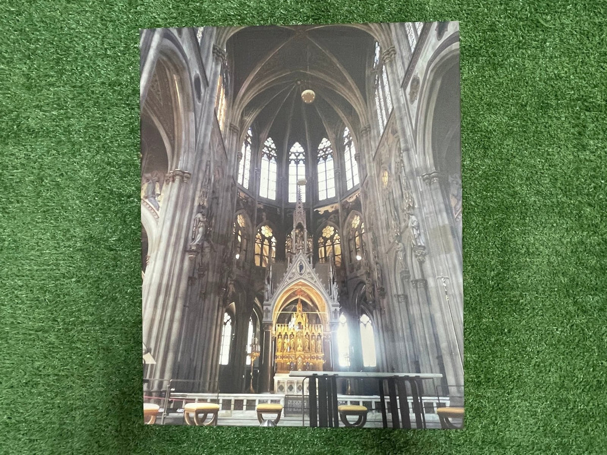 รูปติดผนัง ภาพแคนวาส และรูปกรอบลอย พิมพ์คมชัด สีสวยทนทาน เหมาะสำหรับตกแต่งบ้าน ร้านค้า และออฟฟิศ