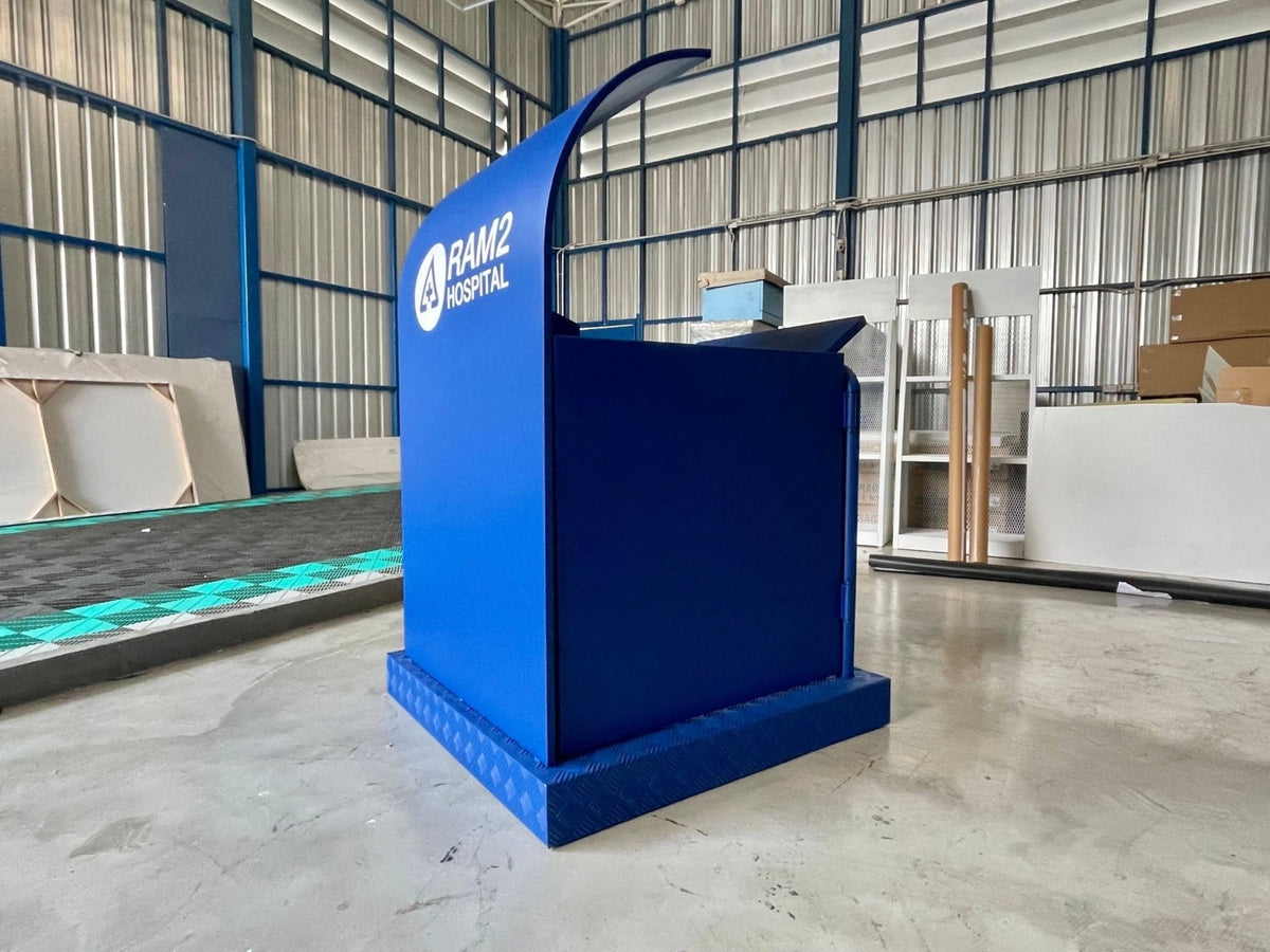 โพเดียม รปภ. และจุดพัก รปภ. แข็งแรง ทนทาน ดีไซน์ใช้งานสะดวก เหมาะสำหรับโครงการ อาคารสำนักงาน คอนโด และพื้นที่สาธารณะ