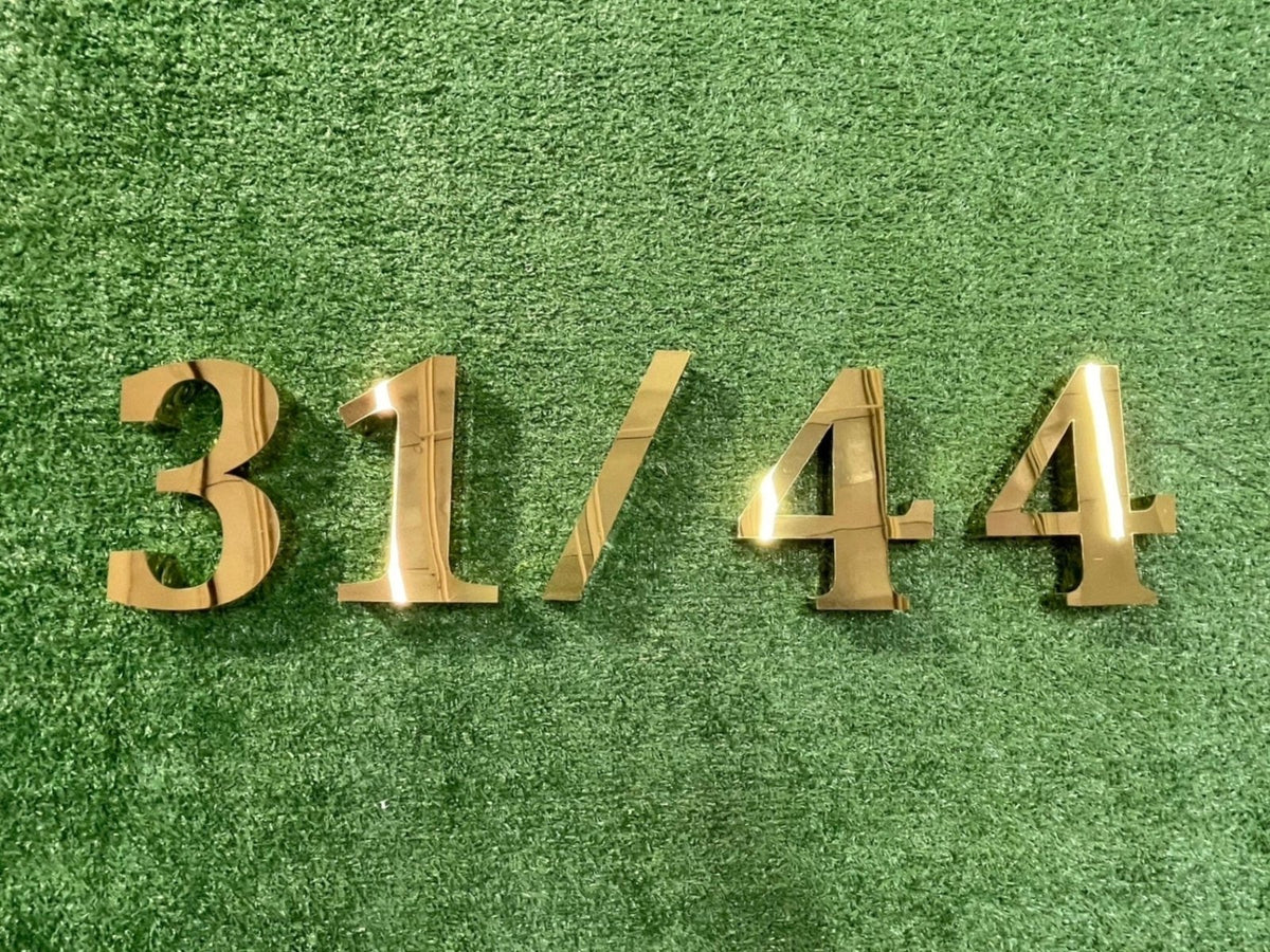 ป้ายสแตนเลส ทองเงา Mirror สวยหรู ทนทาน ใช้สำหรับป้ายชื่อบริษัท โลโก้องค์กร และตกแต่งอาคาร