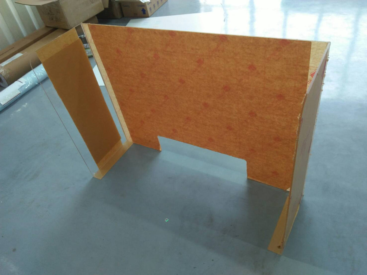 ฉากกั้นโควิด ฉากกั้นอะคริลิคใส (Covid-19) - Octopus Media Solutions