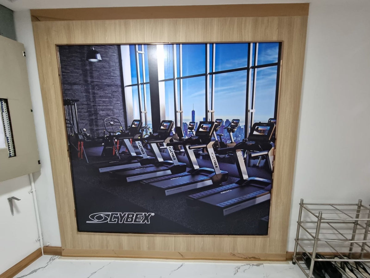 ป้ายฟิตเนส ตกแต่งยิม สปอร์ตคลับ ดีไซน์ทันสมัย พิมพ์คมชัด เหมาะสำหรับสปอร์ตคลับและศูนย์ออกกำลังกาย