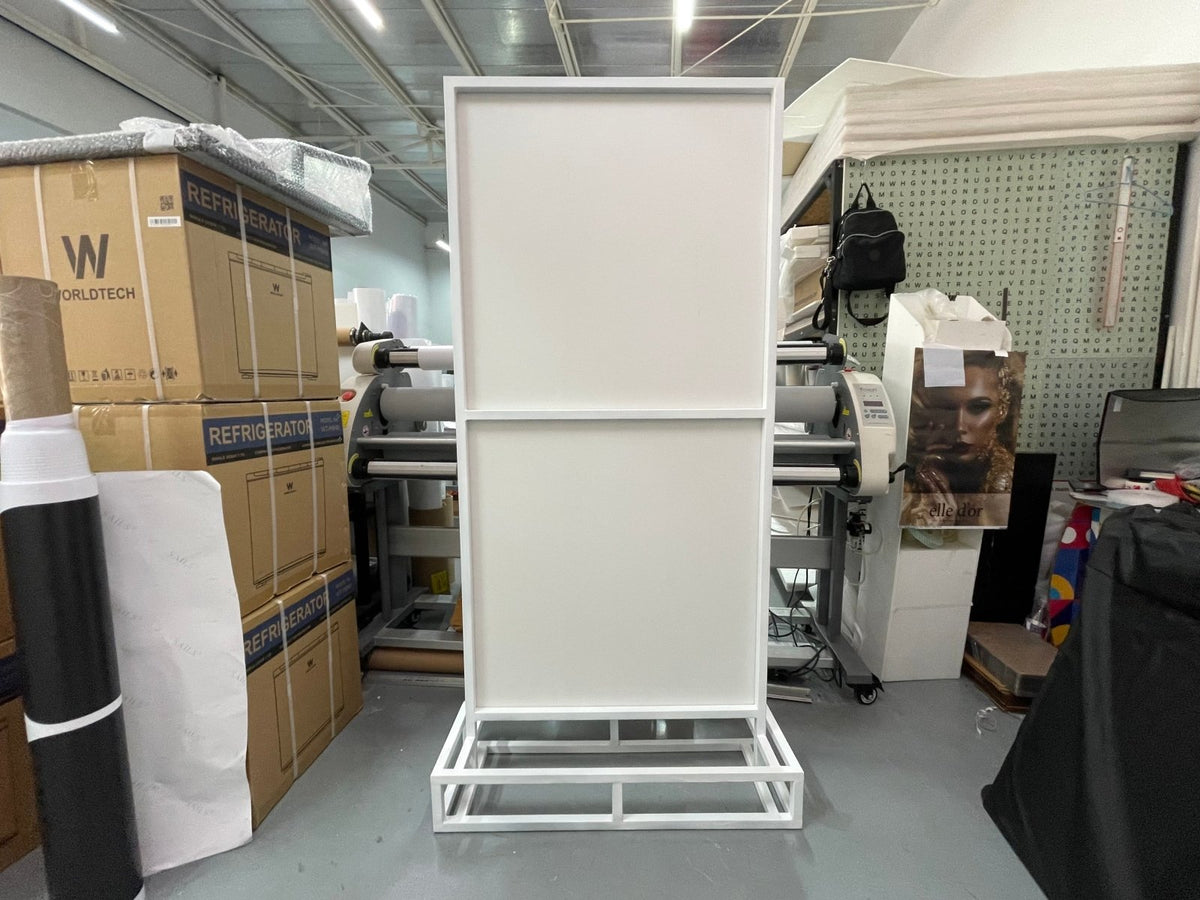 ป้ายตั้งพลาสวูด โครงเหล็ก แข็งแรง ทนแดดฝน เหมาะสำหรับงานอีเวนต์ และป้ายโฆษณากลางแจ้ง