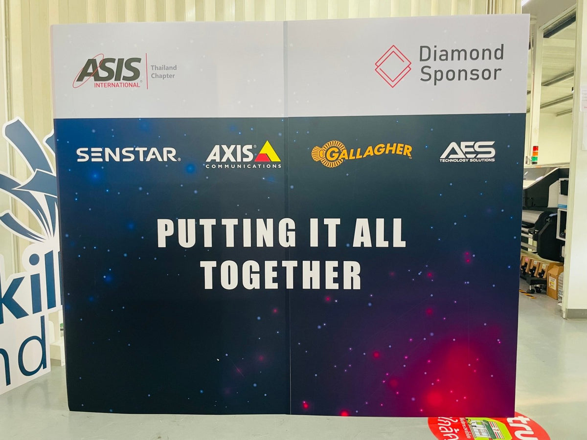 แบคดรอปฟิวเจอร์บอร์ด ฉากถ่ายรูปราคาถูก พิมพ์คมชัด น้ำหนักเบา ติดตั้งง่าย เหมาะสำหรับงานแต่ง งานอีเวนต์ และงานถ่ายภาพ