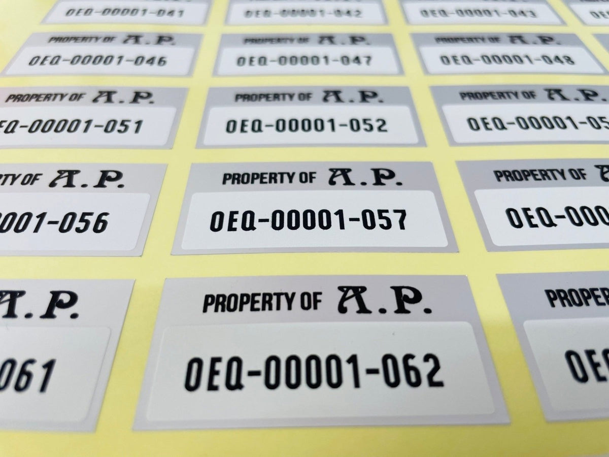 สติ๊กเกอร์ PET Metalized Sticker เงาเมทัลลิก พิมพ์คมชัด เหมาะสำหรับฉลากสินค้าและงานตกแต่ง