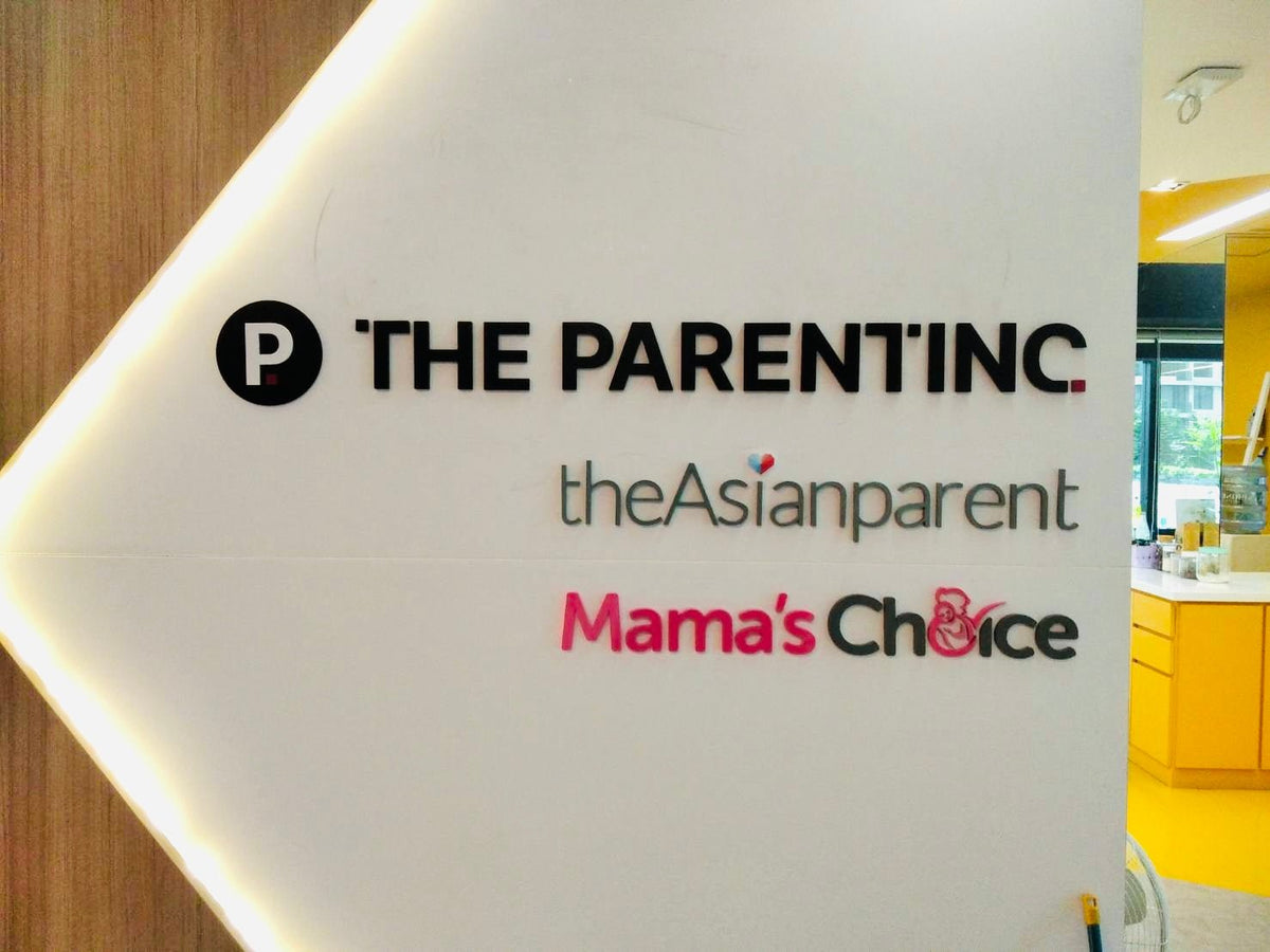 ป้ายอะคริลิค ชื่อบริษัท ติดผนัง พิมพ์ยูวีคมชัด ดีไซน์เรียบหรู เหมาะสำหรับออฟฟิศและองค์กร