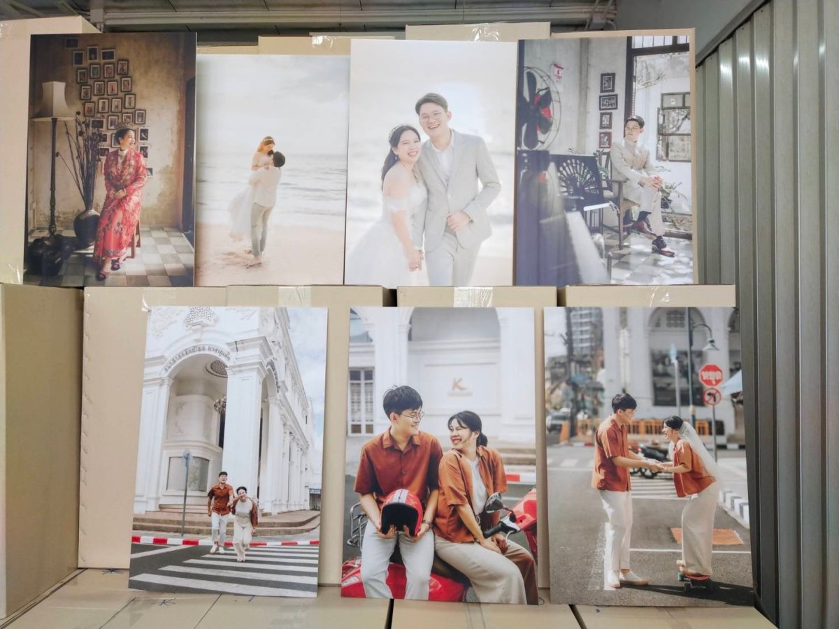 ป้ายงานแต่ง รูปพรีเวดดิ้ง และป้ายโฟมบอร์ด พิมพ์คมชัด ดีไซน์สวย เหมาะสำหรับงานแต่ง งานอีเวนต์ และตกแต่งสถานที่พิเศษ