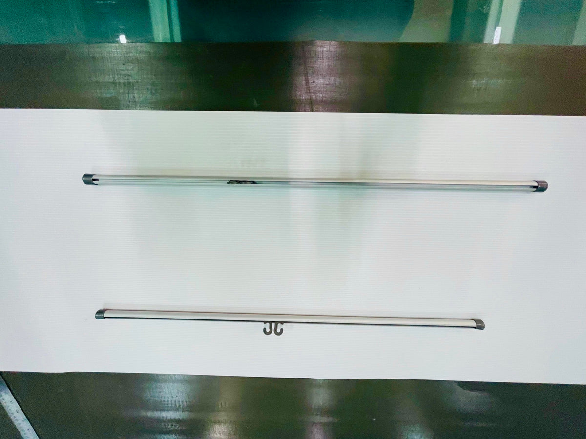 โปสเตอร์แขวนผนัง Hanging Poster พิมพ์คมชัด สีสดใส เหมาะสำหรับงานโฆษณา ประชาสัมพันธ์ และตกแต่งผนัง