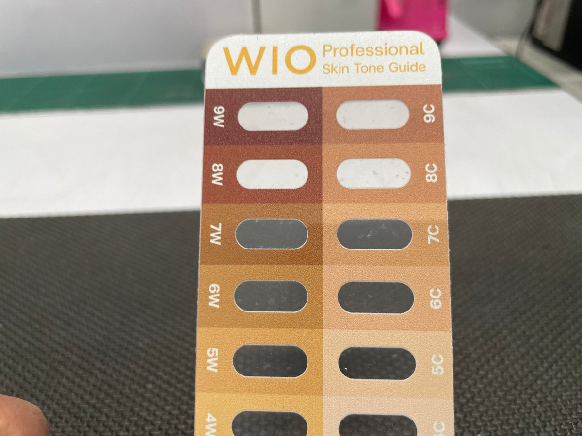 ป้ายแคตตาล็อกตัวอย่างสินค้า โชว์รายละเอียด วัสดุ สี และสเปกสินค้า ช่วยให้ลูกค้าเลือกง่าย เหมาะสำหรับงานโชว์รูมและออกบูธ
