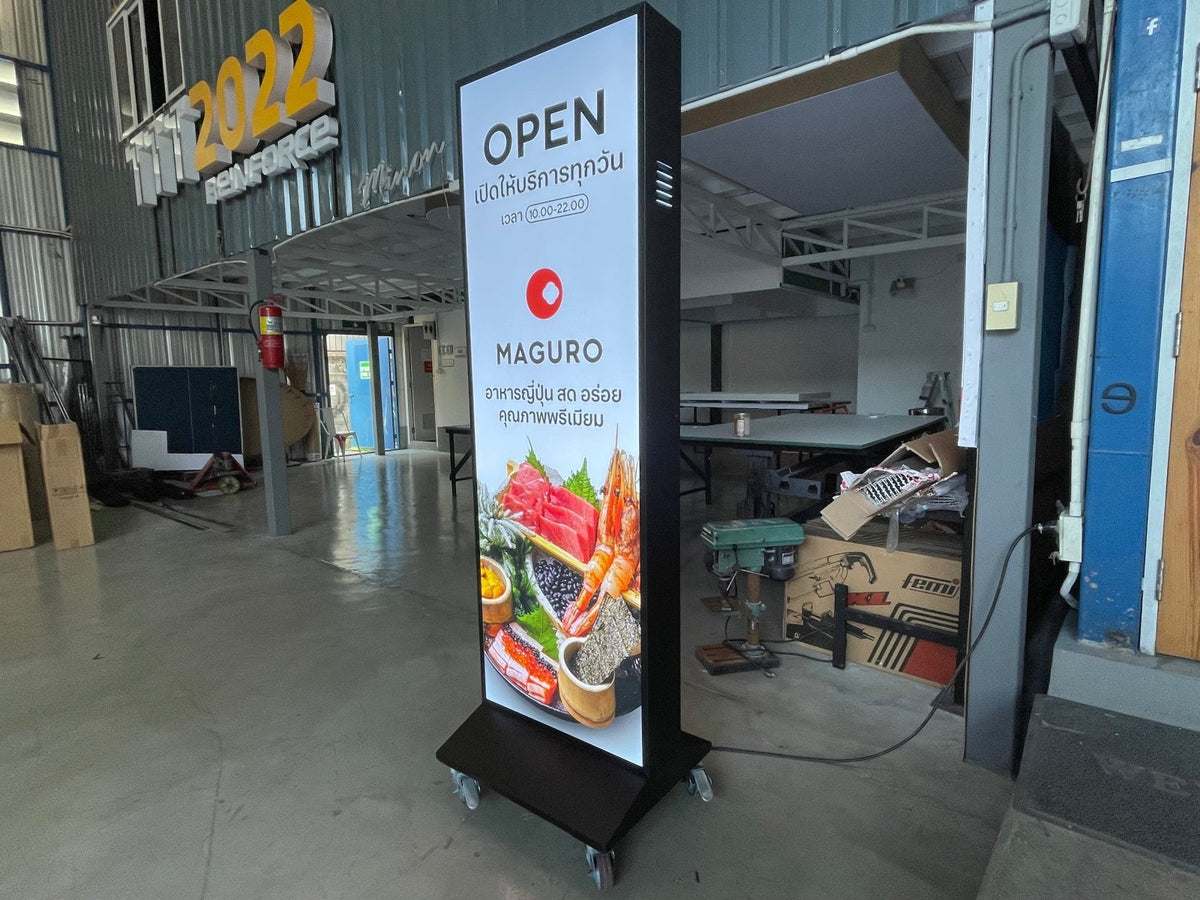 ป้ายไฟล้อเลื่อน และป้ายไฟมีล้อ เคลื่อนย้ายสะดวก สว่างคมชัด เหมาะสำหรับหน้าร้าน งานอีเวนต์ และป้ายโฆษณาโปรโมชัน