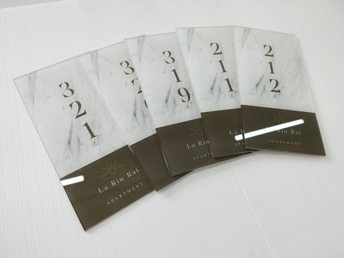 ป้ายโรงแรม ดีไซน์หรูหรา แข็งแรง ทนทาน เหมาะสำหรับโรงแรม รีสอร์ท และธุรกิจท่องเที่ยว