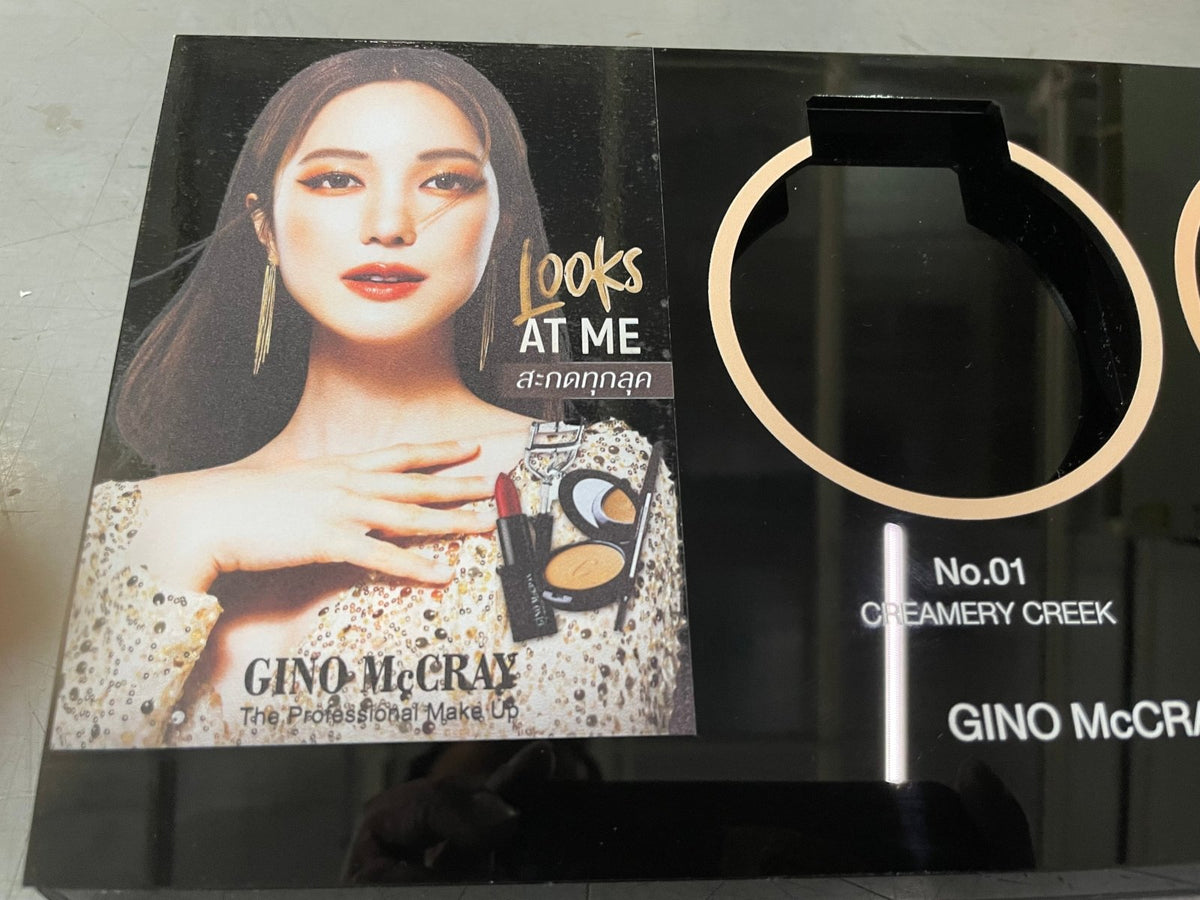 ดิสเพลย์ชั้นวางสินค้าอะคริลิค โปร่งใส ดีไซน์หรูหรา เหมาะสำหรับโชว์สินค้าและงานแสดงสินค้า