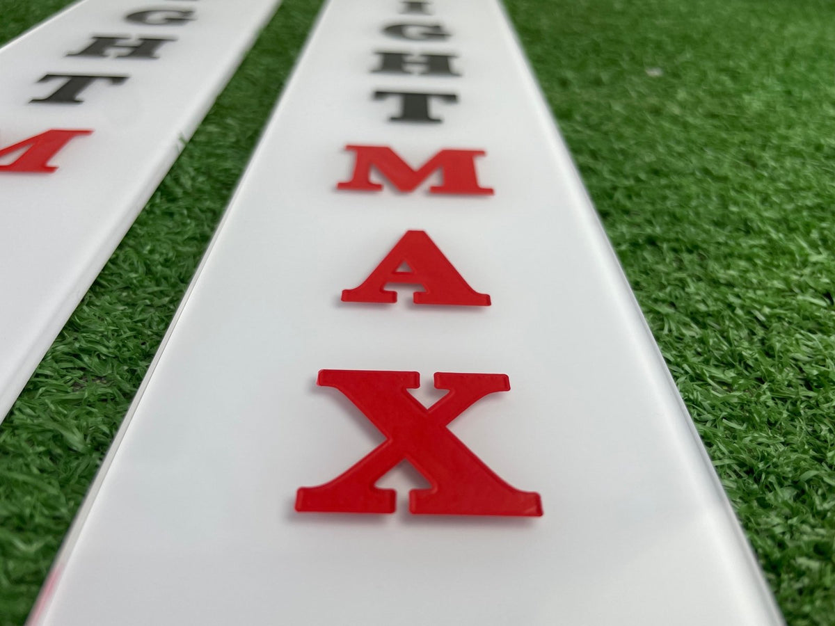 เซาะร่องอะคริลิค Laser Marking งานพิมพ์และแกะสลักคมชัด เนี้ยบหรู เหมาะสำหรับป้ายชื่อ ป้ายบริษัท และงานตกแต่งพิเศษ