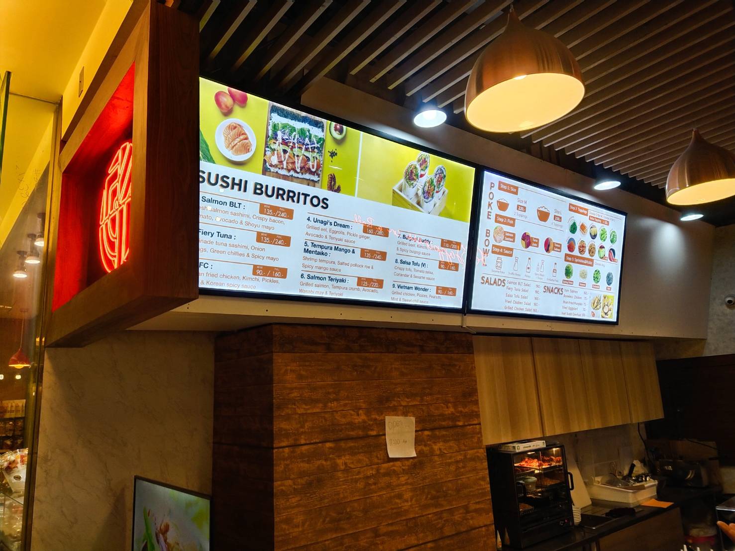 ป้ายร้านอาหาร ป้ายโลโก้ร้านอาหาร ดีไซน์สวยโดดเด่น เหมาะสำหรับร้านอาหาร คาเฟ่ และธุรกิจบริการ