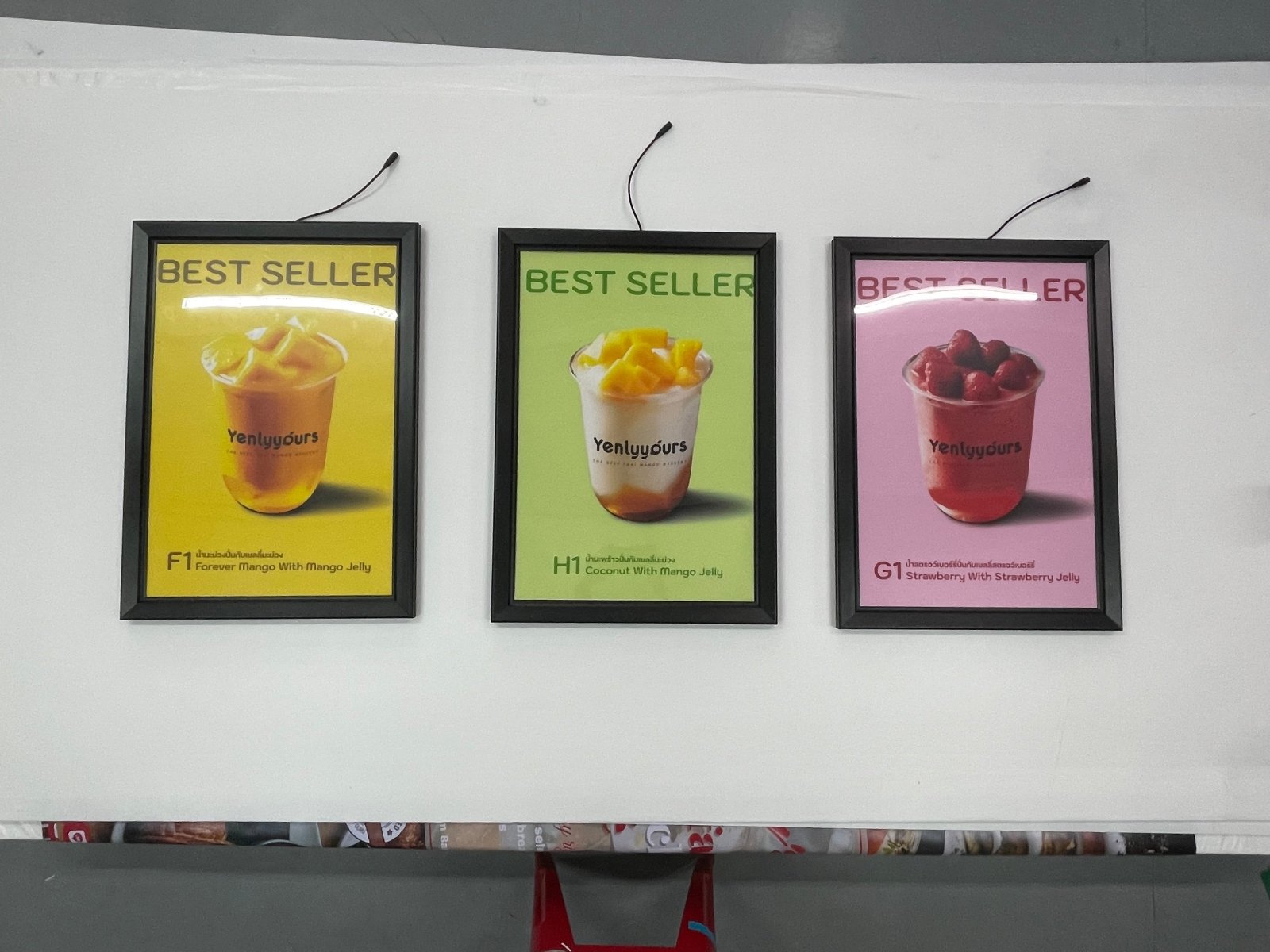 ป้ายไฟ LED Slim Lightbox ป้ายกรอบไฟแบบบาง ดีไซน์ทันสมัย สว่างคมชัด เหมาะสำหรับป้ายโฆษณา หน้าร้าน และงานโปรโมชัน