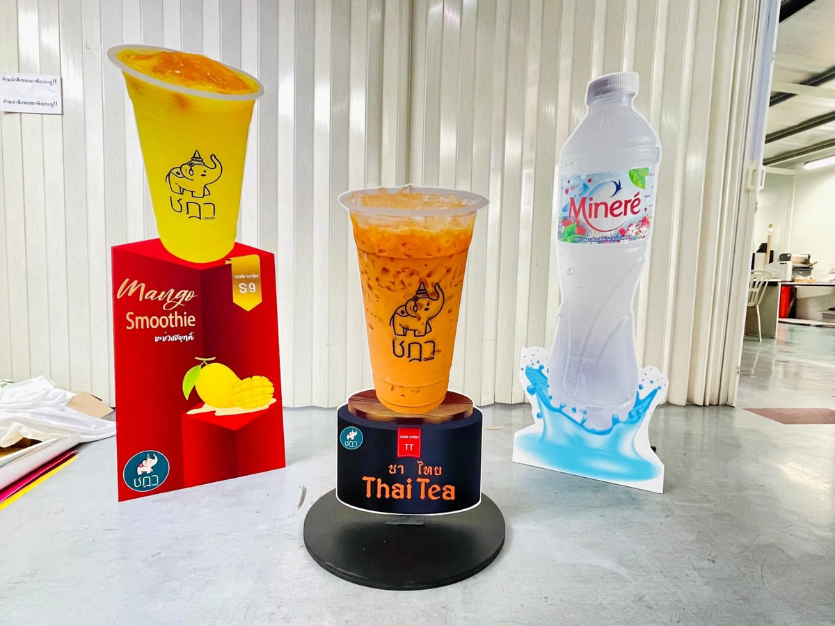 สแตนดี้ไดคัท Standee Die-Cut พิมพ์คมชัด น้ำหนักเบา ไดคัทตามแบบ เหมาะสำหรับงานอีเวนต์ โปรโมชัน และป้ายโฆษณา