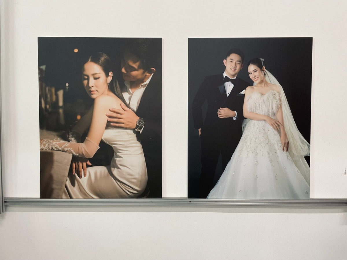 ป้ายงานแต่ง รูปพรีเวดดิ้ง และป้ายโฟมบอร์ด พิมพ์คมชัด ดีไซน์สวย เหมาะสำหรับงานแต่ง งานอีเวนต์ และตกแต่งสถานที่พิเศษ