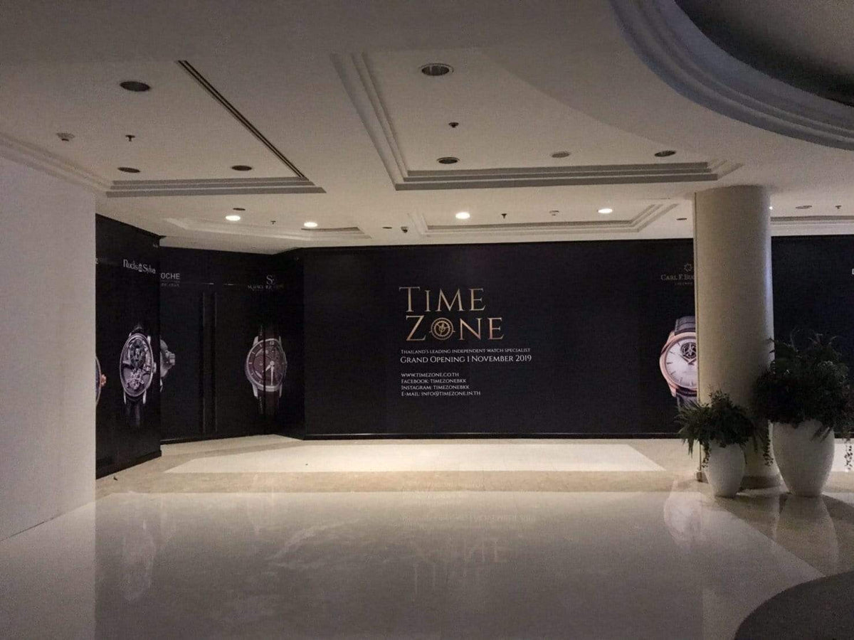 สติ๊กเกอร์และป้ายปิดปรับปรุงร้าน Coming Soon พิมพ์คมชัด สีสด เหมาะสำหรับติดหน้าร้าน โครงการใหม่ และงานรีโนเวท