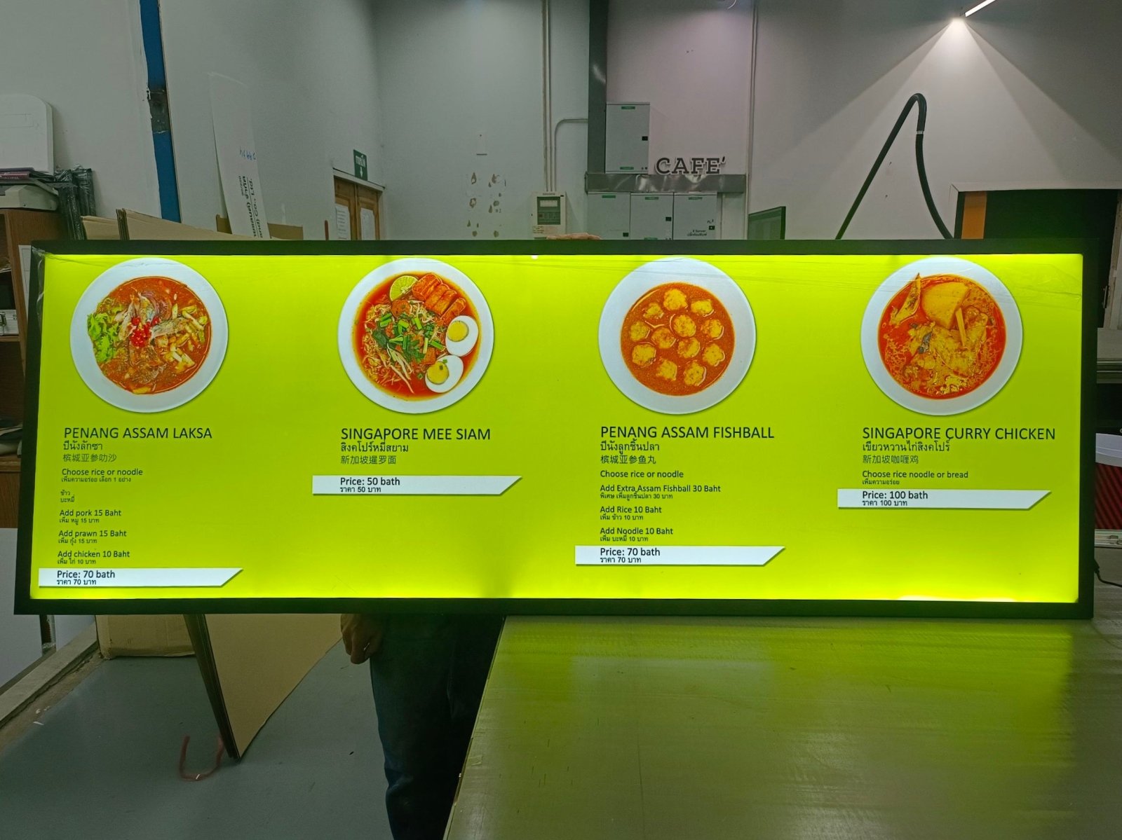 ป้ายไฟ LED Slim Lightbox ป้ายกรอบไฟแบบบาง ดีไซน์ทันสมัย สว่างคมชัด เหมาะสำหรับป้ายโฆษณา หน้าร้าน และงานโปรโมชัน