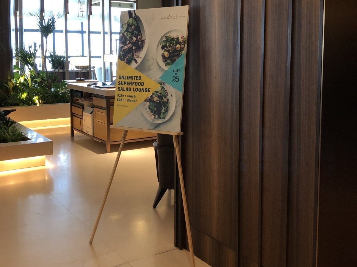 ขาตั้งป้าย ขาตั้งโปสเตอร์ - Octopus Media Solutions