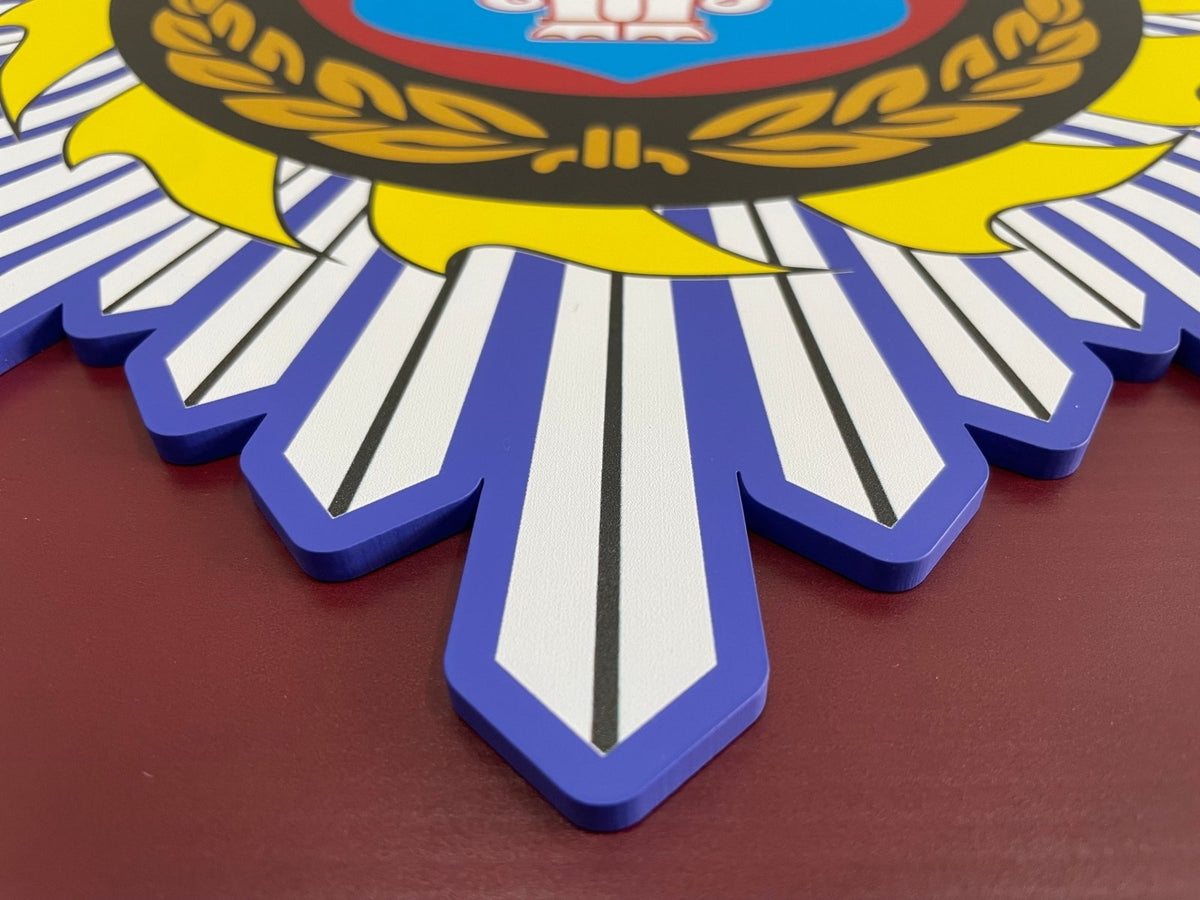 ป้ายพลาสวูด ติดสติ๊กเกอร์ สกรีนพิมพ์ยูวี พิมพ์คมชัด ทนแดดฝน แข็งแรง เหมาะสำหรับงานโฆษณา ป้ายร้าน และป้ายโปรโมชัน