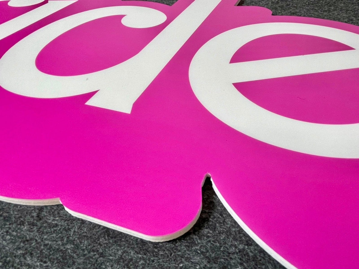 อักษรโฟมบอร์ดไดคัท น้ำหนักเบา พิมพ์คมชัด เหมาะสำหรับงานตกแต่ง งานอีเวนต์ และป้ายโปรโมชัน