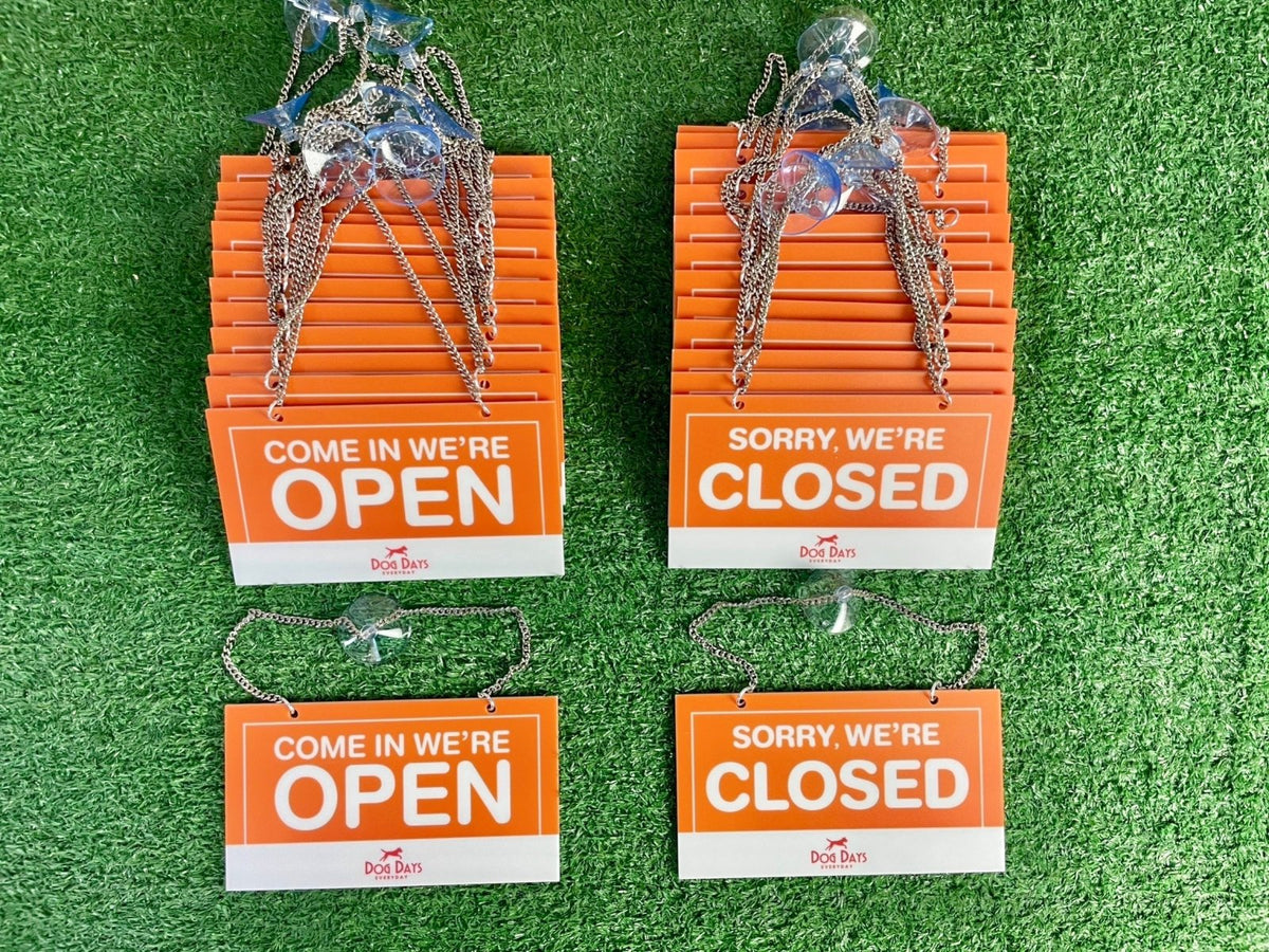 ป้ายคอมโพสิต พิมพ์สกรีนยูวี UV Inkjet พิมพ์คมชัด สีสด ทนทาน เหมาะสำหรับป้ายบริษัท อาคาร โครงการ และงานโฆษณากลางแจ้ง