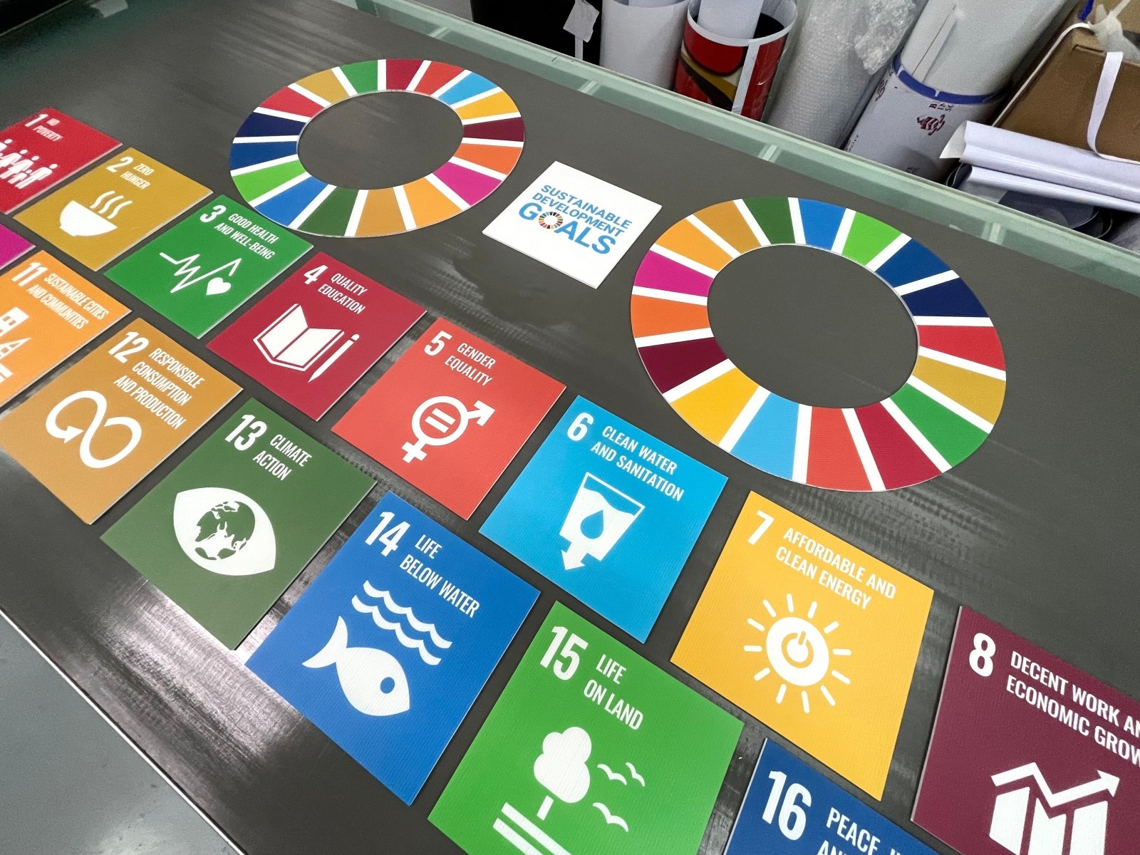 ป้ายฟิวเจอร์บอร์ด Future Board พีพีบอร์ด ราคาถูก พิมพ์คมชัด น้ำหนักเบา เหมาะสำหรับป้ายงานอีเวนต์ โปรโมชัน และโฆษณา