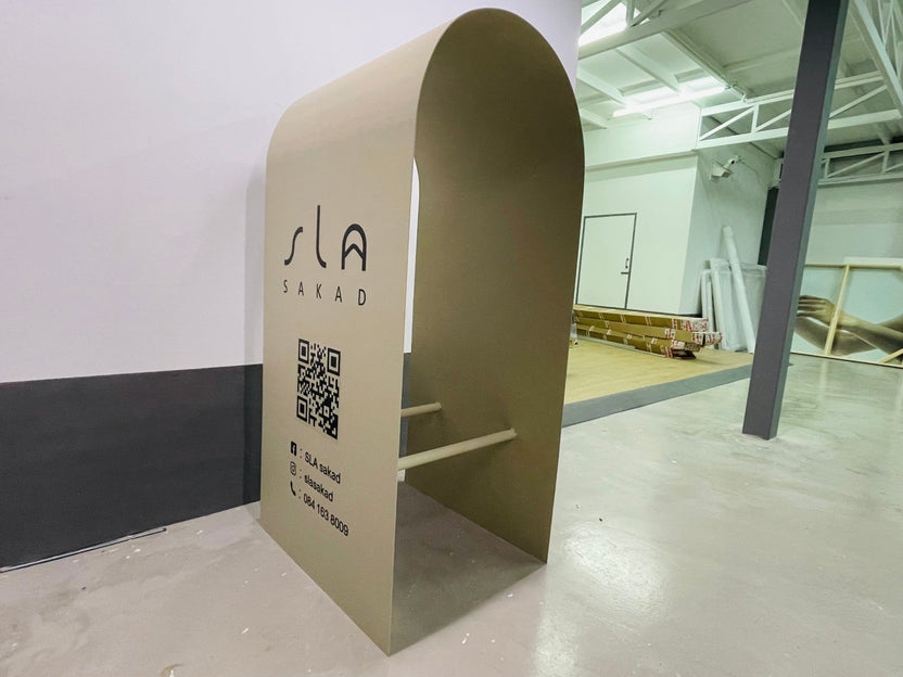 ป้ายประชาสัมพันธ์ และป้ายตั้งพื้น พิมพ์คมชัด แข็งแรง เหมาะสำหรับงานอีเวนต์ งานโฆษณา และประชาสัมพันธ์หน้าร้านหรือองค์กร