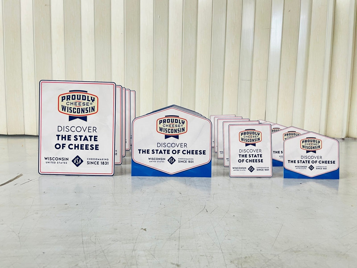 เต้นท์การ์ด สแตนดี้ตั้งโต๊ะ ป้ายตั้งฟิวเจอร์บอร์ด และป้ายสามเหลี่ยมตั้งโต๊ะ พิมพ์คมชัด เหมาะสำหรับเมนู โปรโมชั่น และป้ายโฆษณา