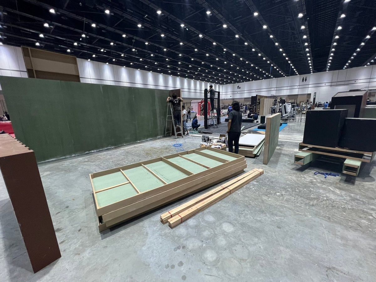 รับทำบูธแสดงสินค้า บูธออกงานอีเวนต์ และบูธ Expo ดีไซน์สวย พิมพ์คมชัด โครงสร้างแข็งแรง เหมาะสำหรับงานโปรโมชันและนิทรรศการ