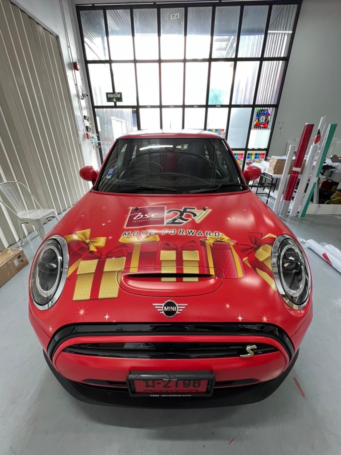 สติ๊กเกอร์ติดรถยนต์ แรพรอบคัน - Octopus Media Solutions สติ๊กเกอร์ติดรถ สติ๊กเกอร์ติดรถ