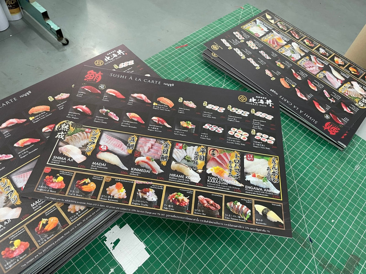 พิมพ์แผ่นพลาสติก HIP แข็งแรง ทนทาน พิมพ์คมชัด เหมาะสำหรับป้ายสินค้า และงานอุตสาหกรรม