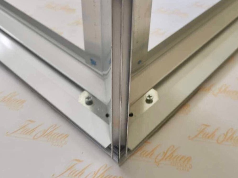 ป้ายกล่องไฟผ้า Fabric Light Box พิมพ์คมชัด สีสด ติดตั้งง่าย เหมาะสำหรับงานอีเวนต์ บูธแสดงสินค้า และป้ายโฆษณา