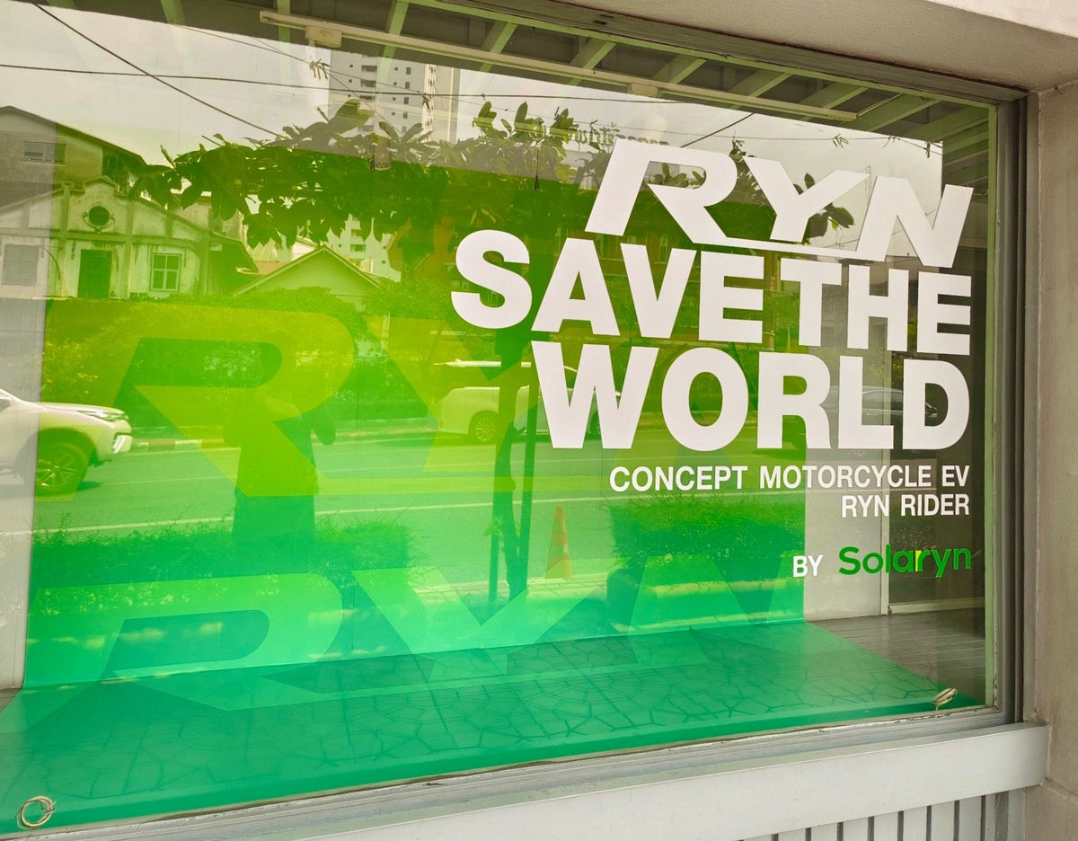 สติ๊กเกอร์ไดคัทติดกระจก สีขาว พิมพ์คมชัด เหมาะสำหรับงานตกแต่งร้านค้า ออฟฟิศ และงานประชาสัมพันธ์