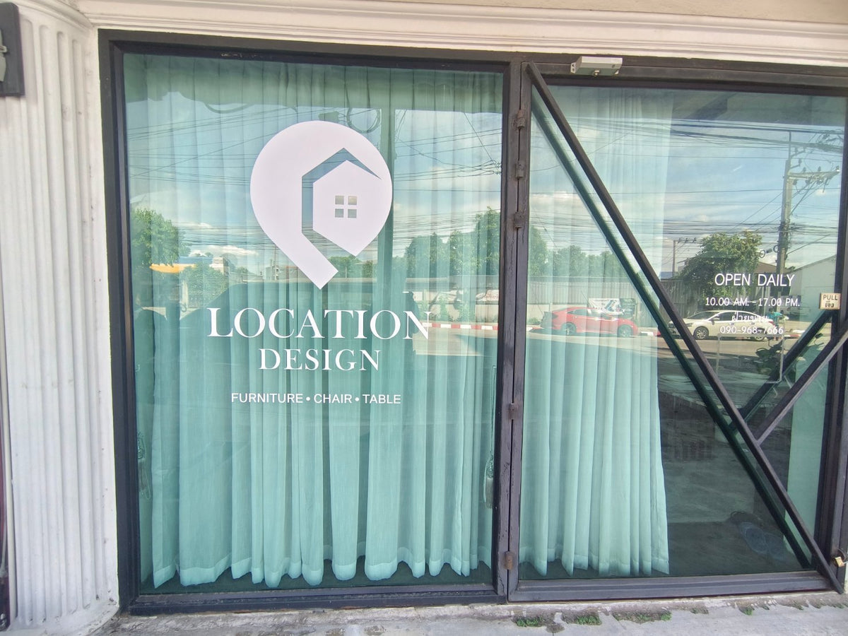 สติ๊กเกอร์ไดคัทติดกระจก สีขาว พิมพ์คมชัด เหมาะสำหรับงานตกแต่งร้านค้า ออฟฟิศ และงานประชาสัมพันธ์