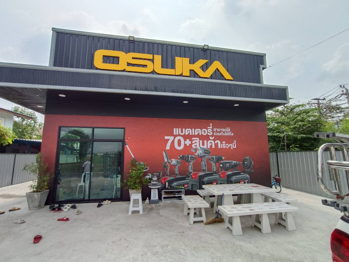 ป้ายโลโก้ติดผนัง เมทัลชีท แข็งแรง ทนทาน ดีไซน์สวย เหมาะสำหรับป้ายบริษัทและป้ายองค์กร