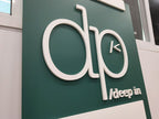 ป้ายพลาสวูดตัวนูน ตัวอักษร - Octopus Media Solutions